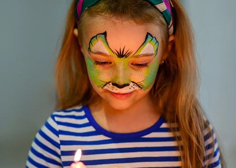 image maquillage anniversaire enfant
